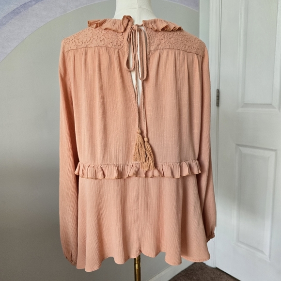 ODDY | Large | Peach Floral Lace Ruffle Babydoll Top - Picture 4 of 9